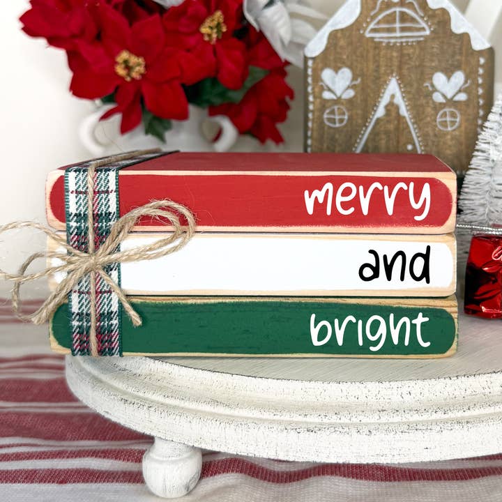 December ferieboligindretning | Mini julebogstak for engroshandel hos Ruaille Buaille Co