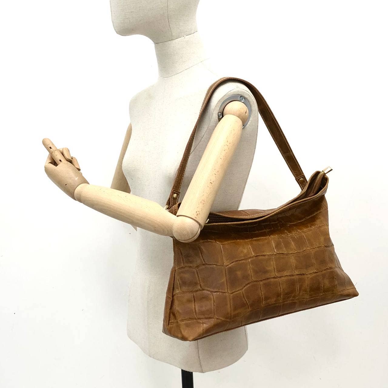 MILANO AMOUR – Bolsa de ombro – Mulher por atacado – CROSSBODY KURA MAXI COCCO4