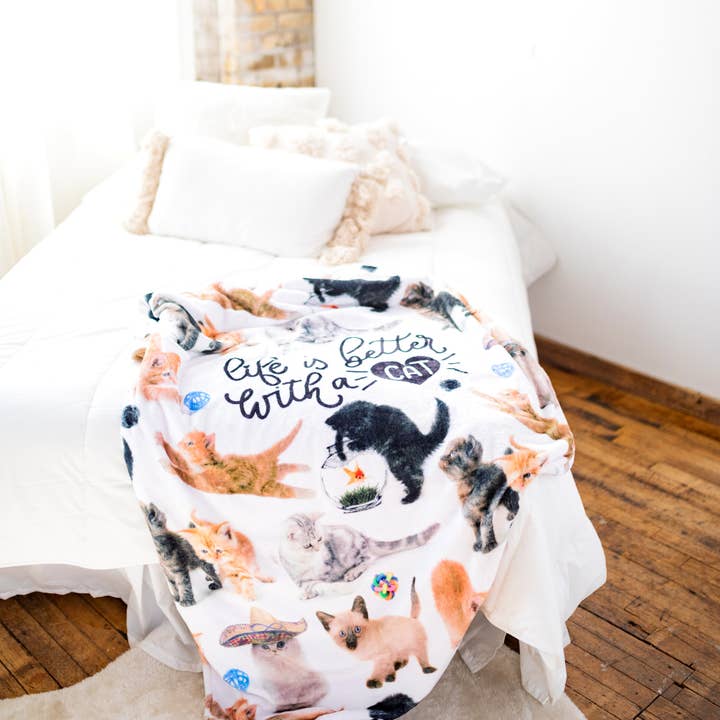BRIEF INSANITY - Wholesale Throw Blanket - Life Is Better With A Cat Throw Blanket