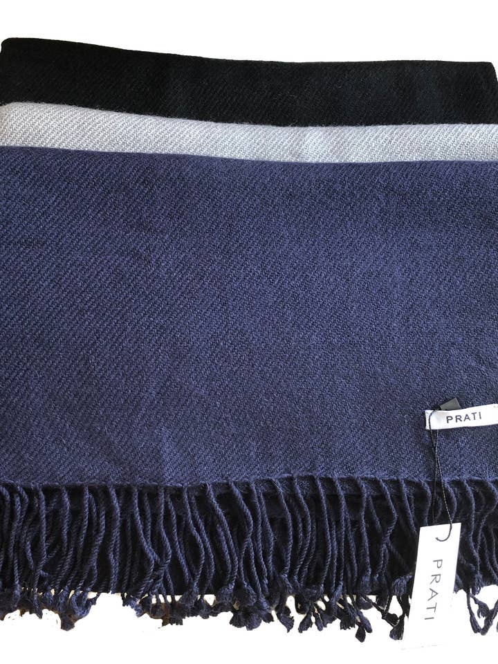 Cashmere scarf with fringes for wholesale by PRATI
