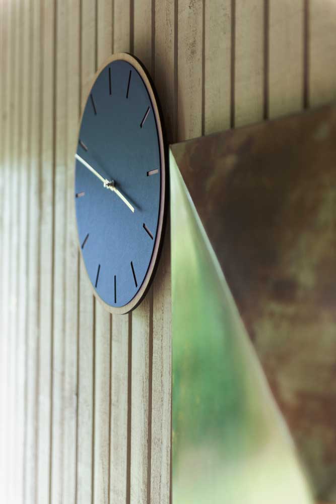 Hemverk – wholesale Wall clock – Smokey Blue Oak Wall Clock — Ø28/Ø38 cm3