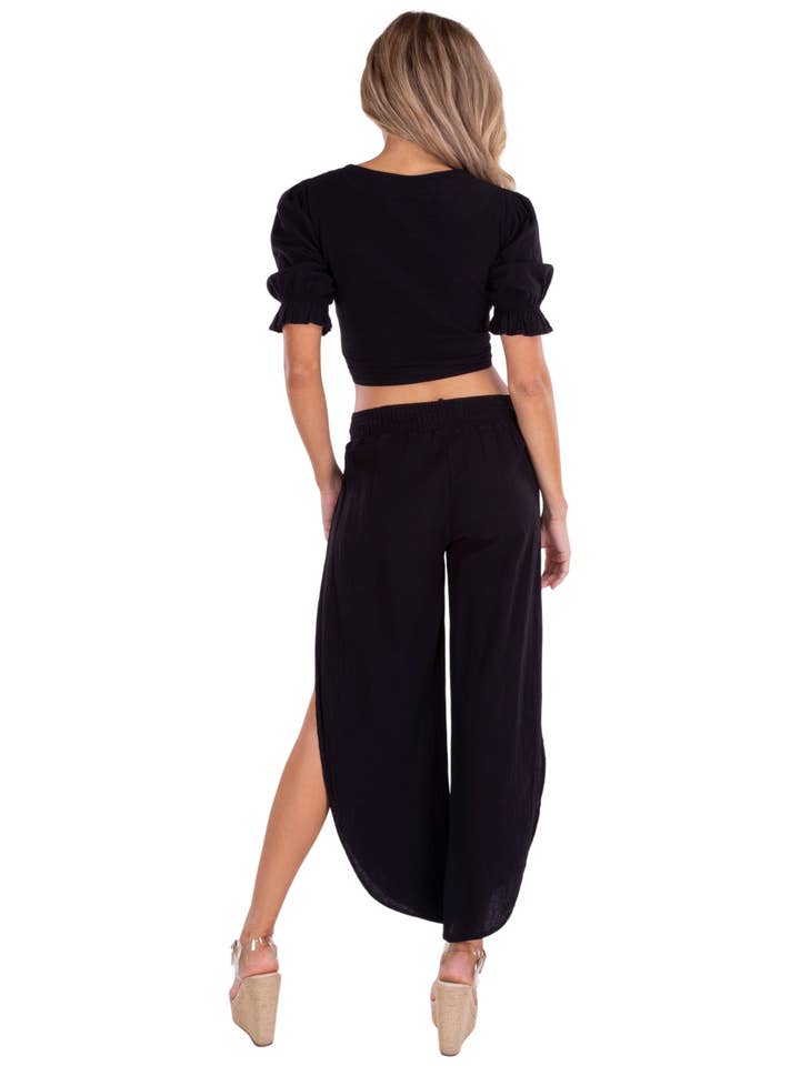 Tie-Front Puff Sleeve Cotton Crop Top – Black for wholesale on Faire6