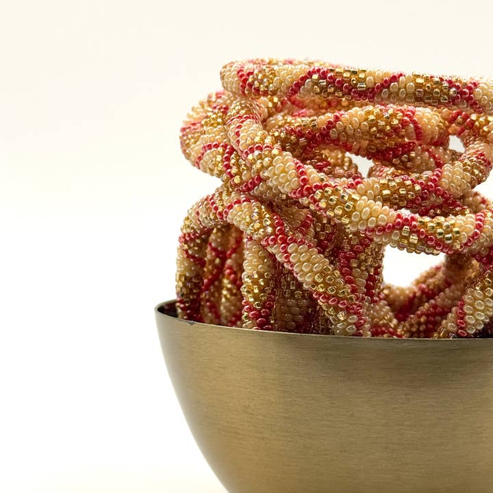 MAISON KIZO - Wholesale Beaded Bracelet - Nepalese glass bead bracelet B414
