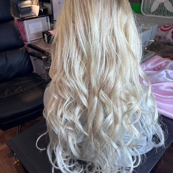 26“ Tiana Menneskehår Topper for engroshandel hos Apex Nails and Hair