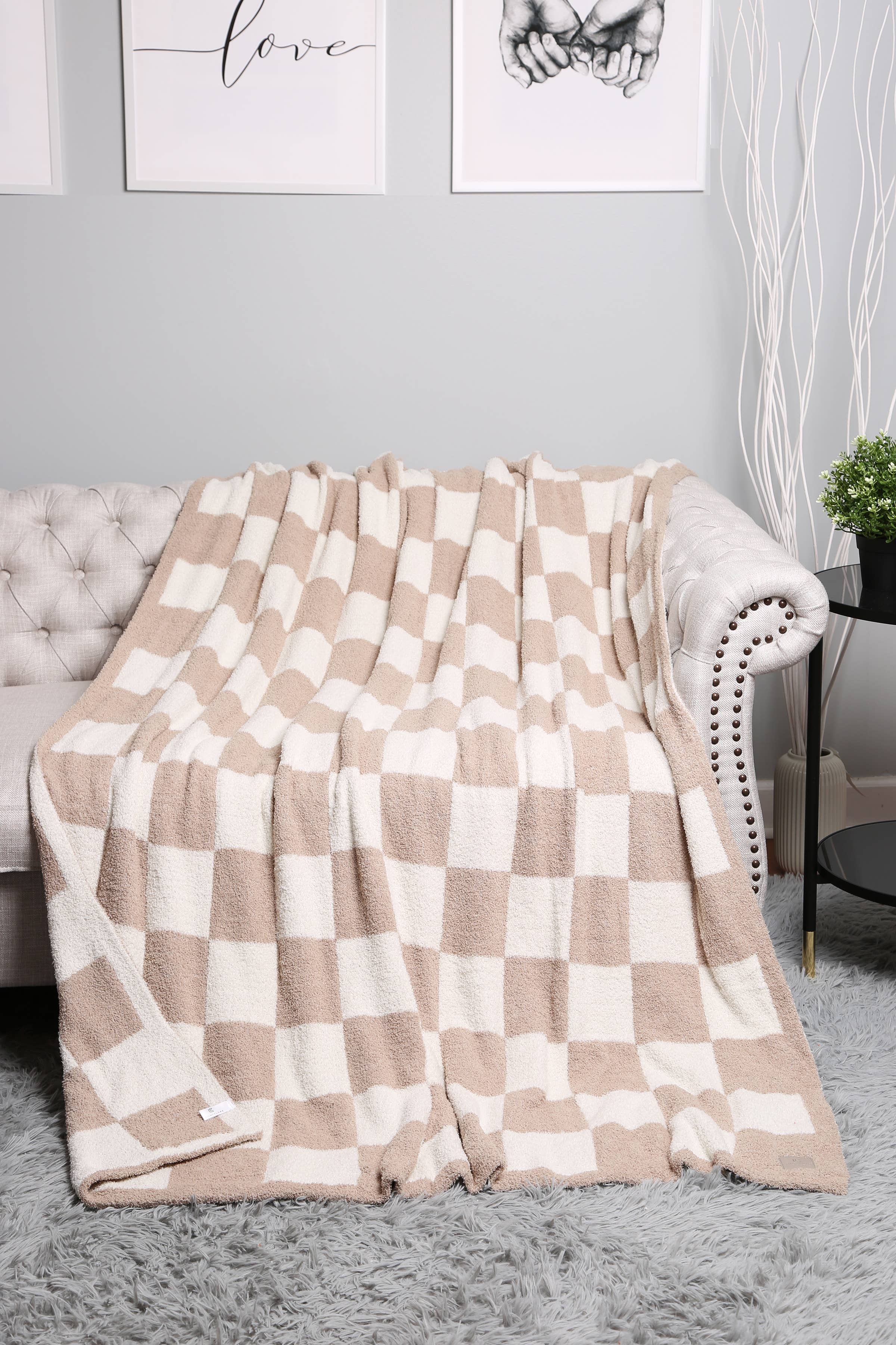 Queens Designs - Wholesale Throw Blanket - Checkered Print Blankets 3