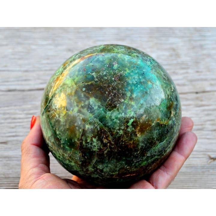XL Chrysocolla kugle (65 mm - 100 mm) for engroshandel hos Kaia & Crystals