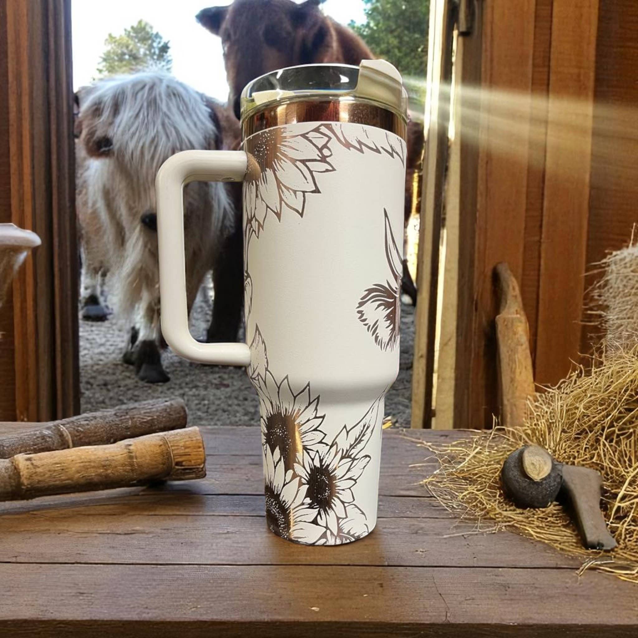 Handmadeohio - Wholesale Insulated mug/tumbler - Highland Cow Tumbler 40oz Laser Engraved Vacuum Insulated 3