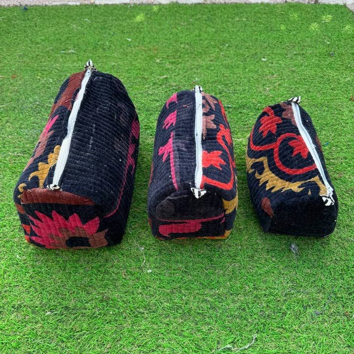 GYPSY STUDIO - Wholesale Makeup/Cosmetic Bag - Velvet 3 pcs Toiletry Bag set Makeup, cosmetics Bags4