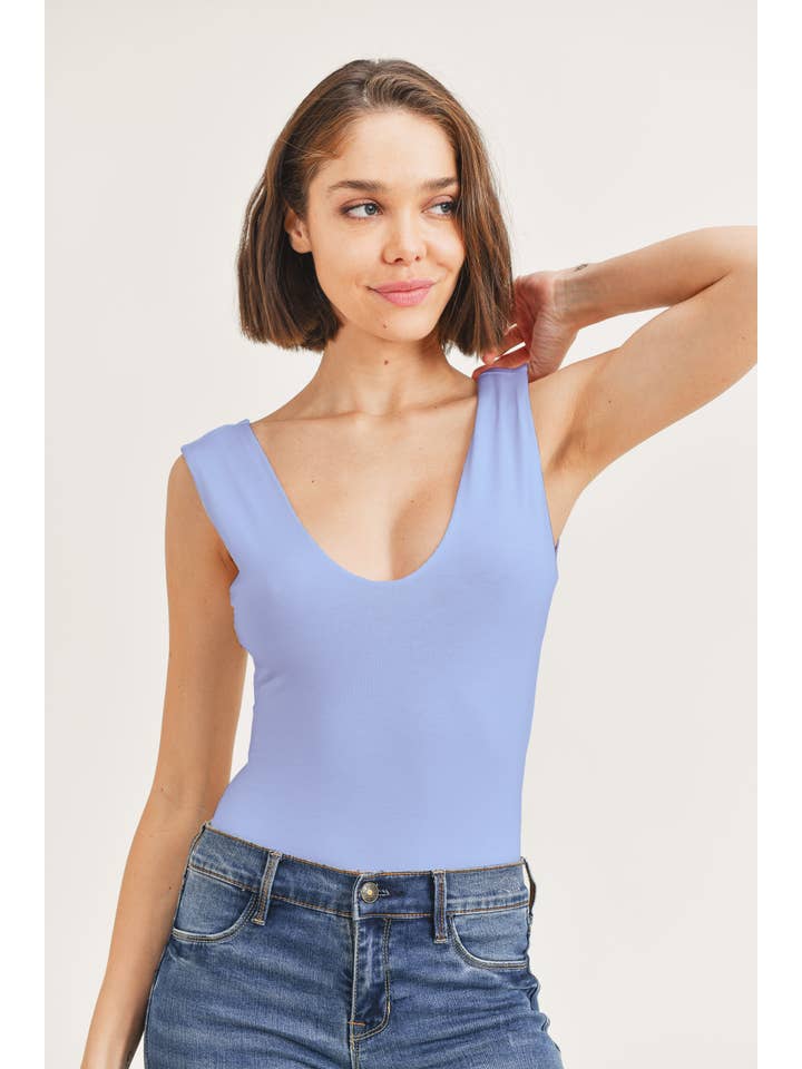 Wasabi + Mint - Wholesale Bodysuit - Women's - <SALE!> CASUAL PLUNGE NECK BODYSUIT FWMB20574