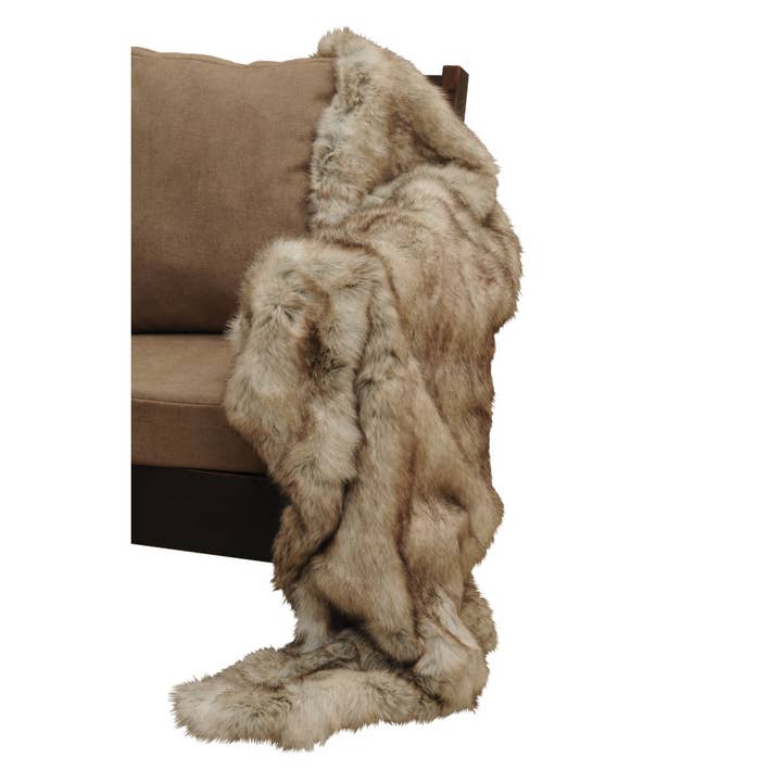 Wooded River Inc - Wholesale Throw Blanket - 54"x72" Canadian Stone Fox Fur - Throw1