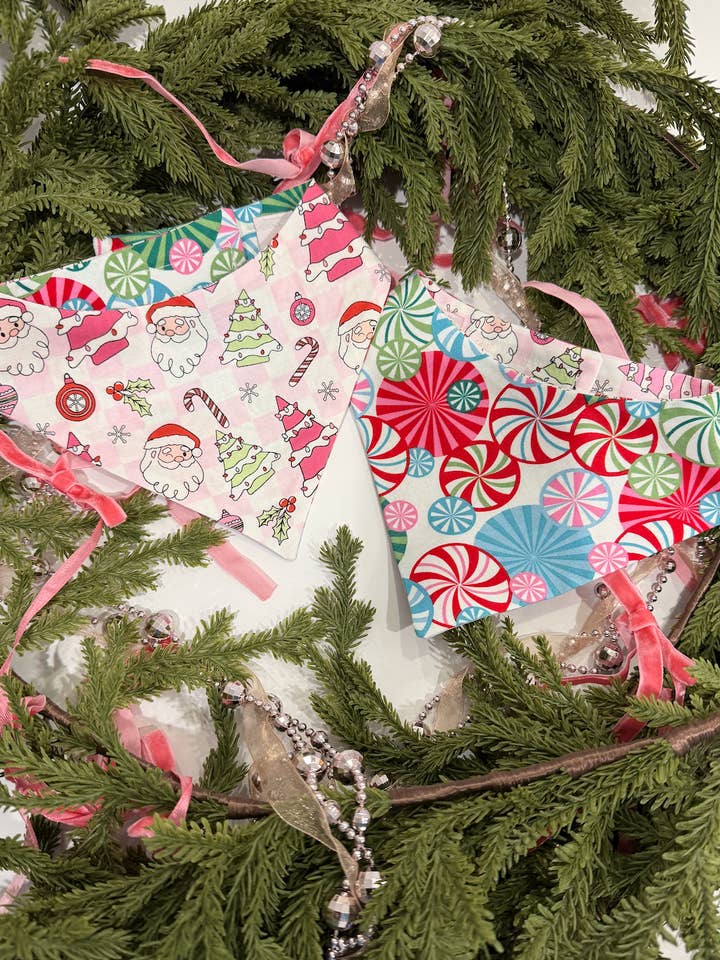 Bandana Candy Land per la vendita all'ingrosso da parte di The Pet Scout Shop