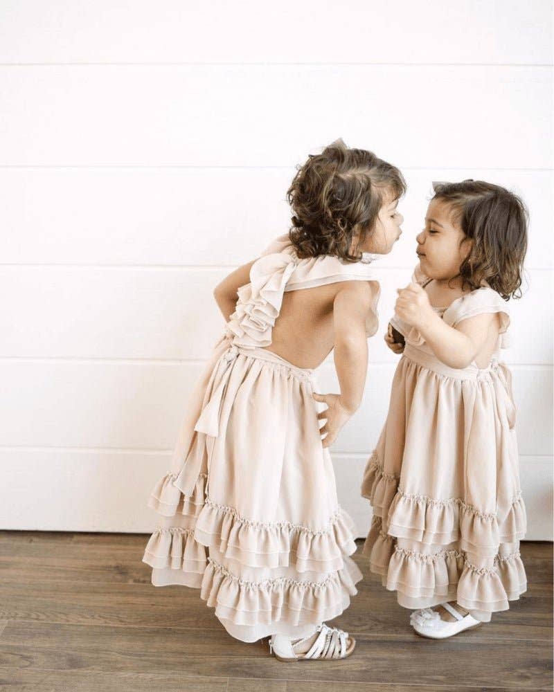 Bailey's Blossoms - Wholesale Mommy & Me-sets - Mommy and Me Nellie maxi-jurk met ruches - Champagne25