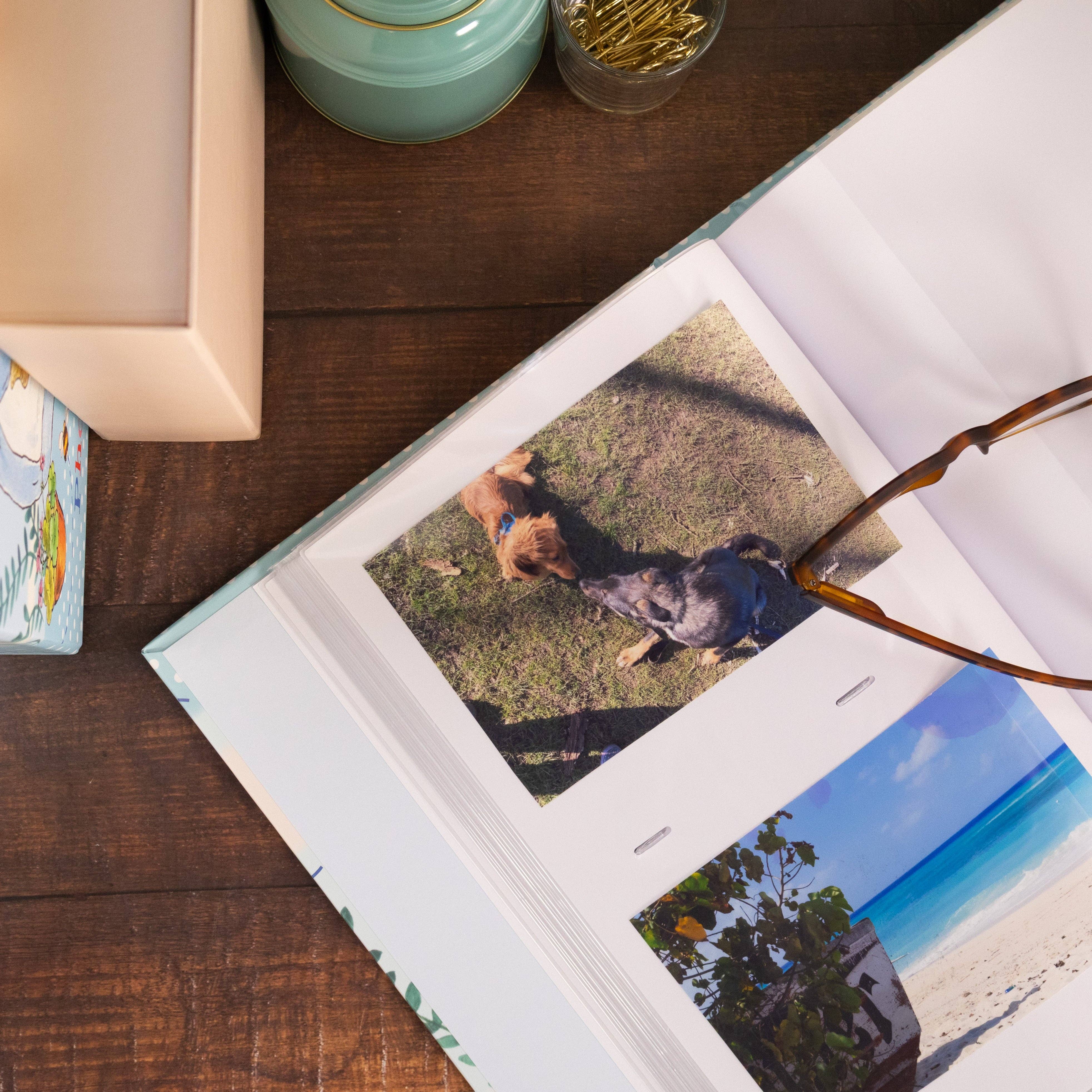 Robert Frederick Ltd – wholesale Photo album – Child & baby – Peter Rabbit Portrait Photograph Album in Gift Box - Holds 100 Photos5