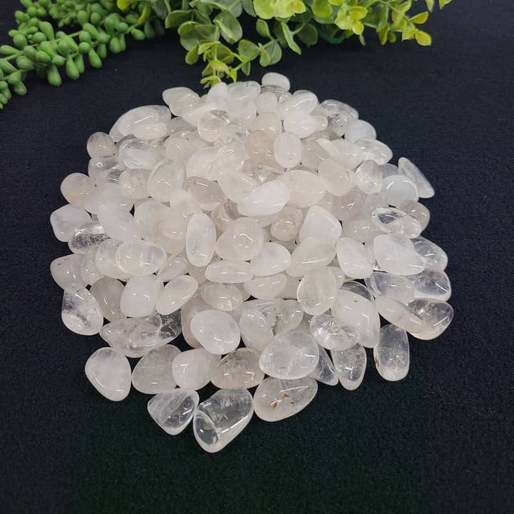 Meraki Gemstones – Engroshandel Spirituelle sten og krystaller – Klar kvarts tumlet sten (0,5 kg/1,1 lbs) 20-25 mm