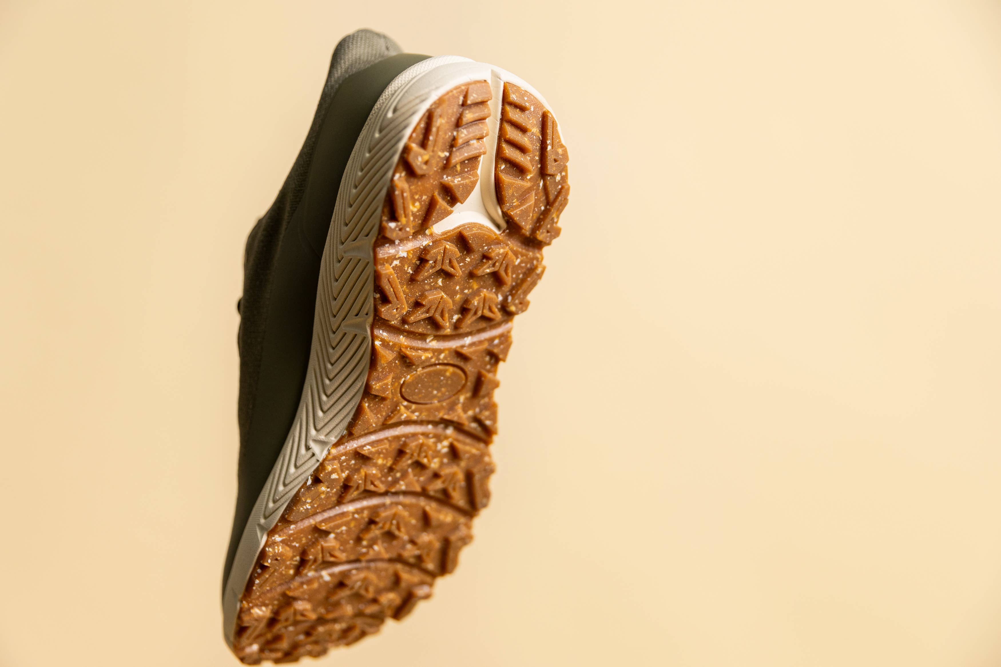 8000Kicks - Wholesale Lifestyle Sneakers - Men's - Hemp Trekker in Green2