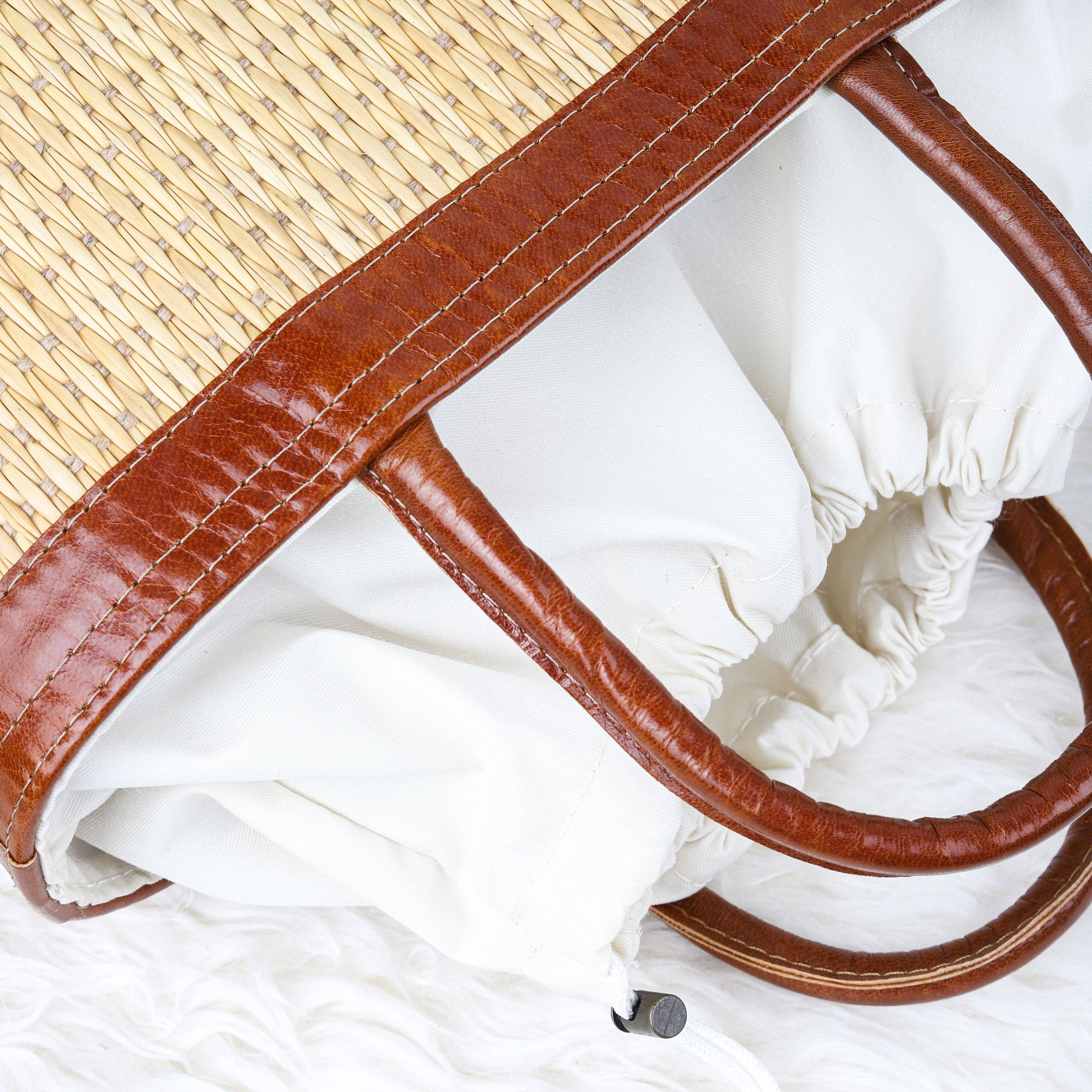 Krafts GmbH Olive Wood - Wholesale Beach Bag - Artisan Woven Straw Tote Bag - Handmade Tunisian Beach Bag5