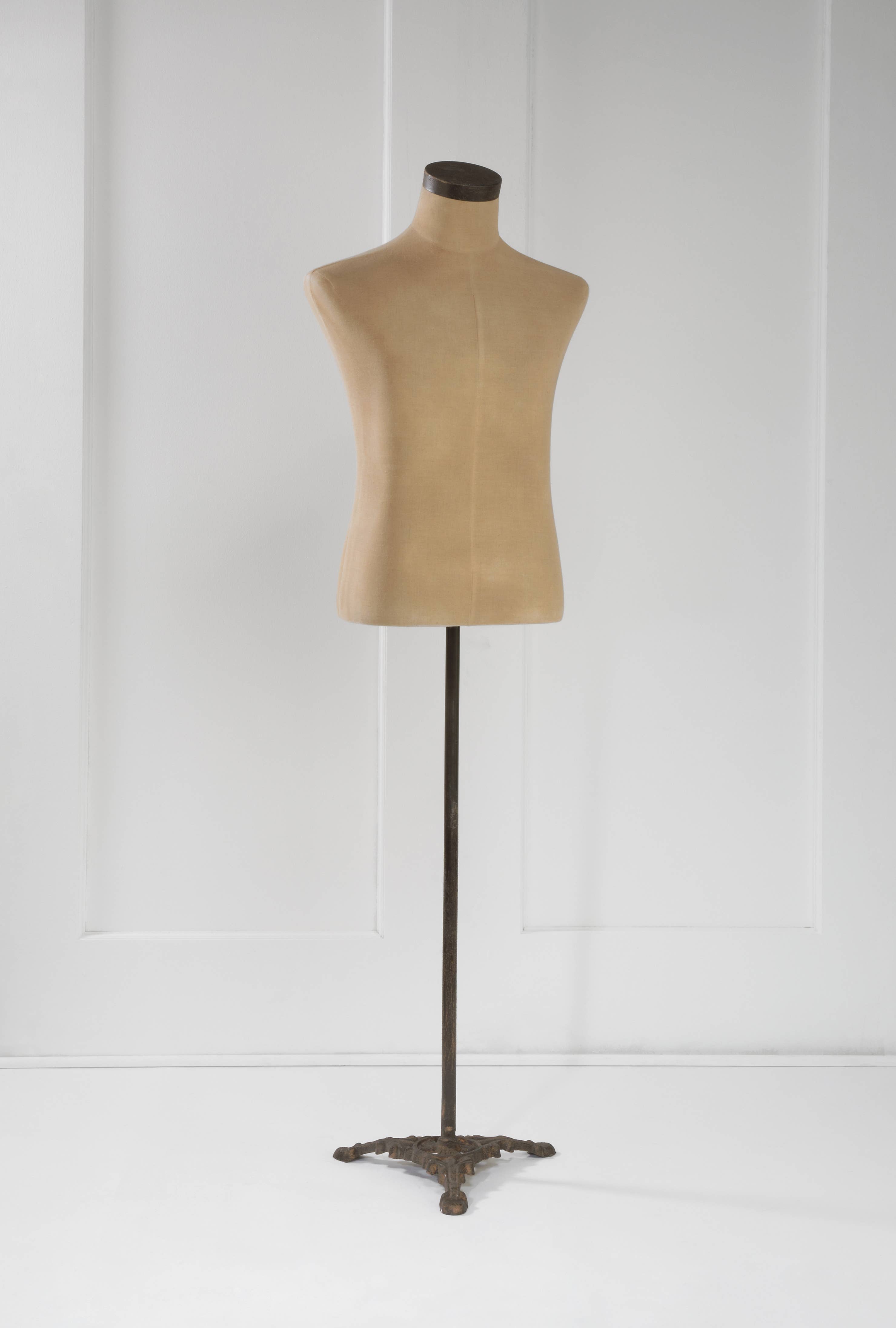 Tripar International - Wholesale Mannequin - Antiqued Body Forms22