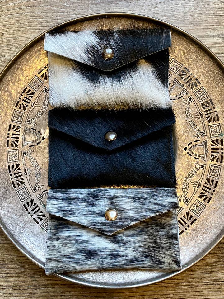 Carteira de Pele de Vaca Preto e Branco por atacado de Anjali Goods