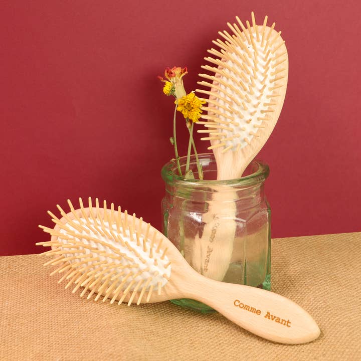 Comme Avant – wholesale Hair brush/comb – Natural beech wood hair brush