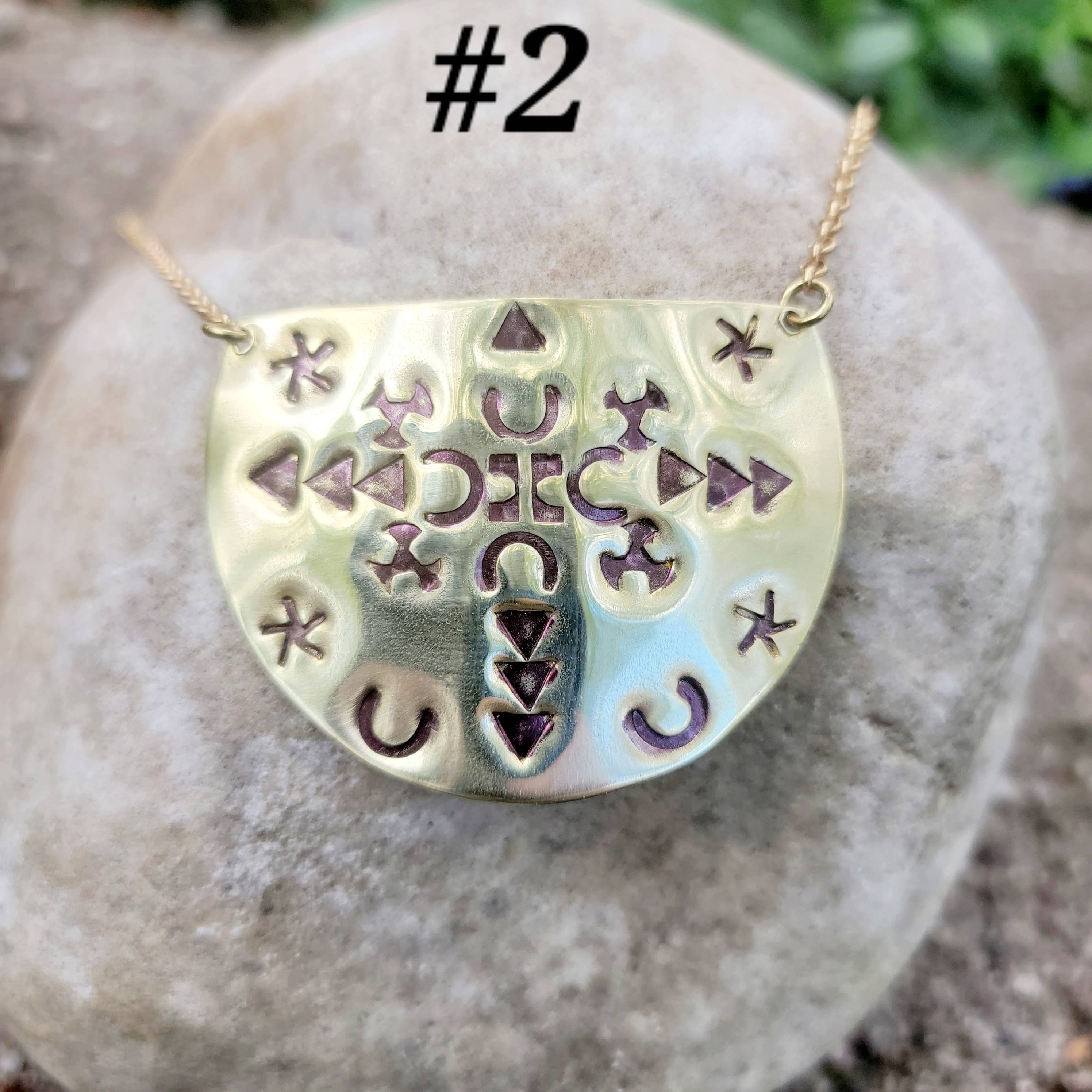 Verdilune – Engroshandel Halskæde med vedhæng – Mandala stemplet messing halskæde1