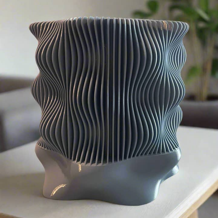 Genetic Designs - Wholesale Plant Pot - Unda Self Watering Planter1