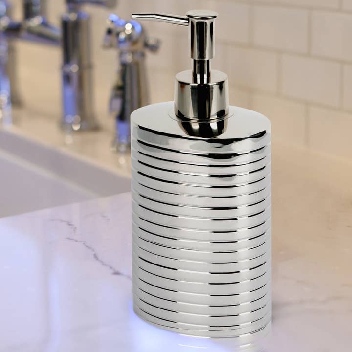 nu steel – Großhandel Seifenspender – Astoria gerippte Flüssigseifenpumpe aus Edelstahl2
