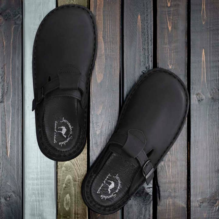 Sawyer - Sandalo con punta a zoccolo in pelle | Nubuck nero per la vendita all'ingrosso da parte di Jerusalem Sandals