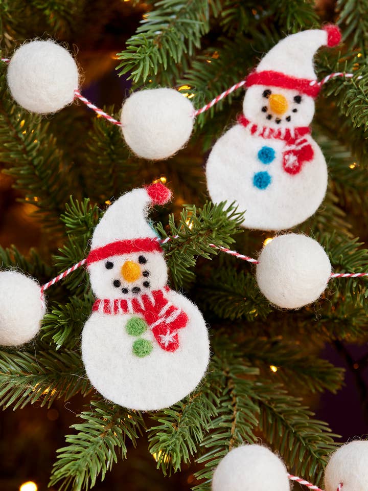 Felt Snowman Garland for wholesale by Namaste