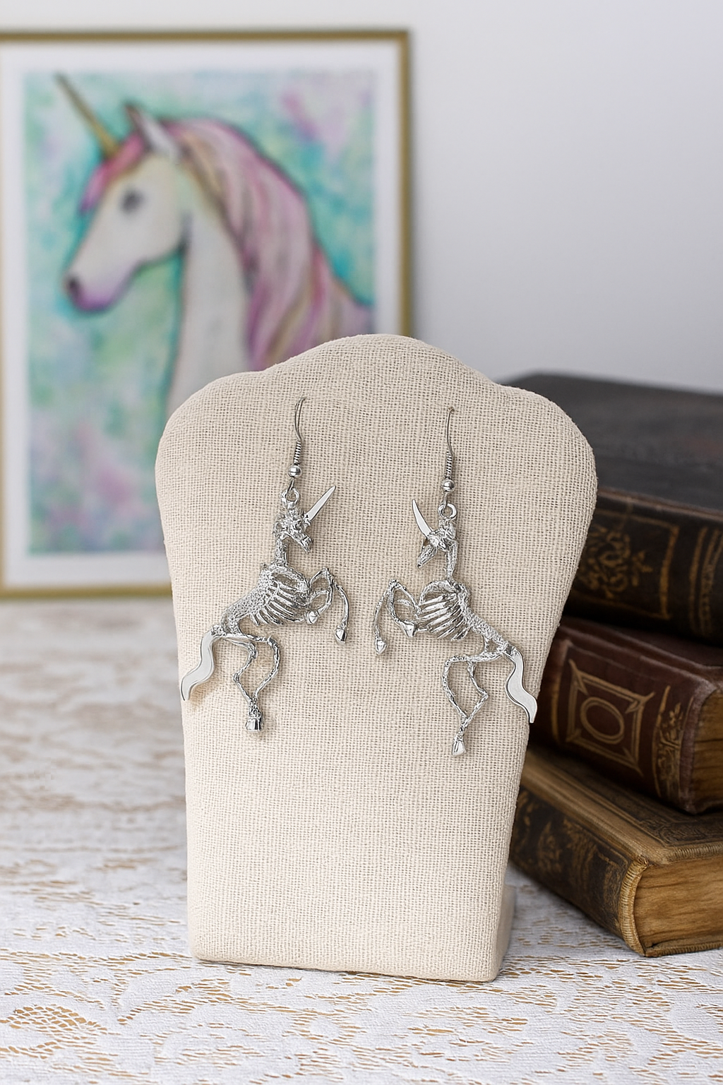 Wild & Free - Wholesale Dangle Earrings - Pendientes de esqueleto de unicornio0