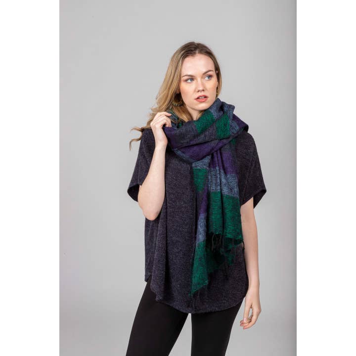 Windhorse Trading Inc - Wholesale Scarf - Women's - Thir Yak Wool Blend Scarf/Shawl4