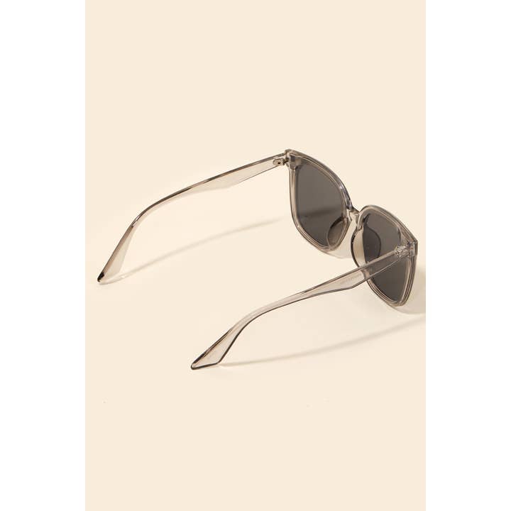 ASSORTED Large Frame Sunglasses Set for wholesale on Faire