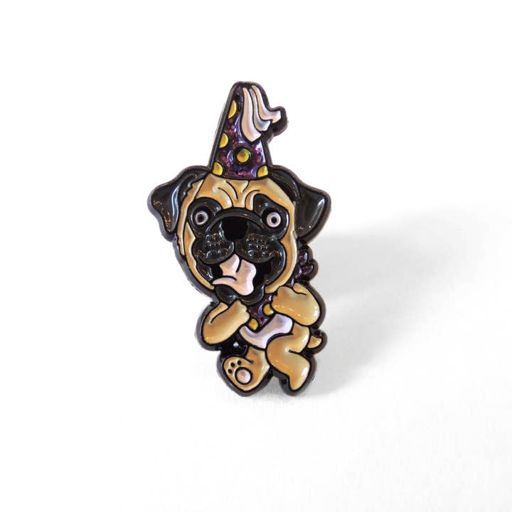 Party plug enamel pin for wholesale by Leon Römer Illustraties