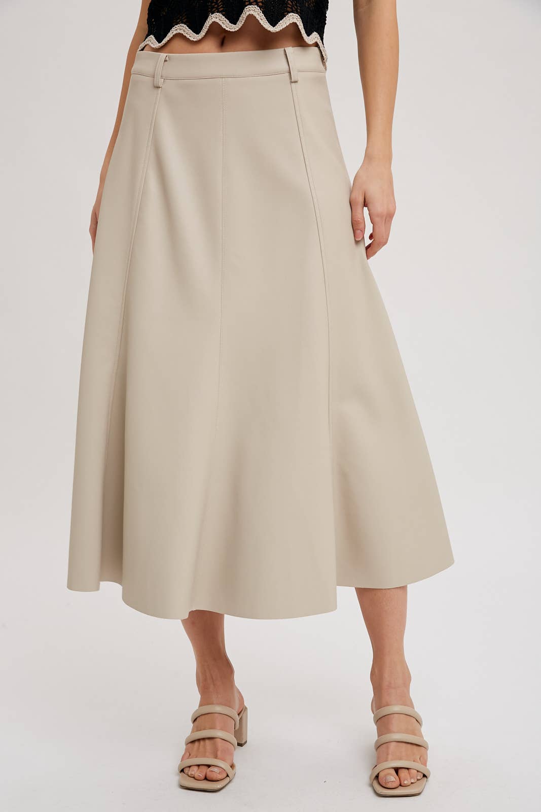 Bluivy - Wholesale Skirt - Women's - FAUX LEATHER FLARE MIDI SKIRT4