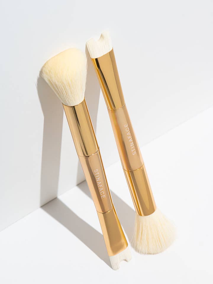 Luxe No Fuss Contour Brush for wholesale by StinaFace