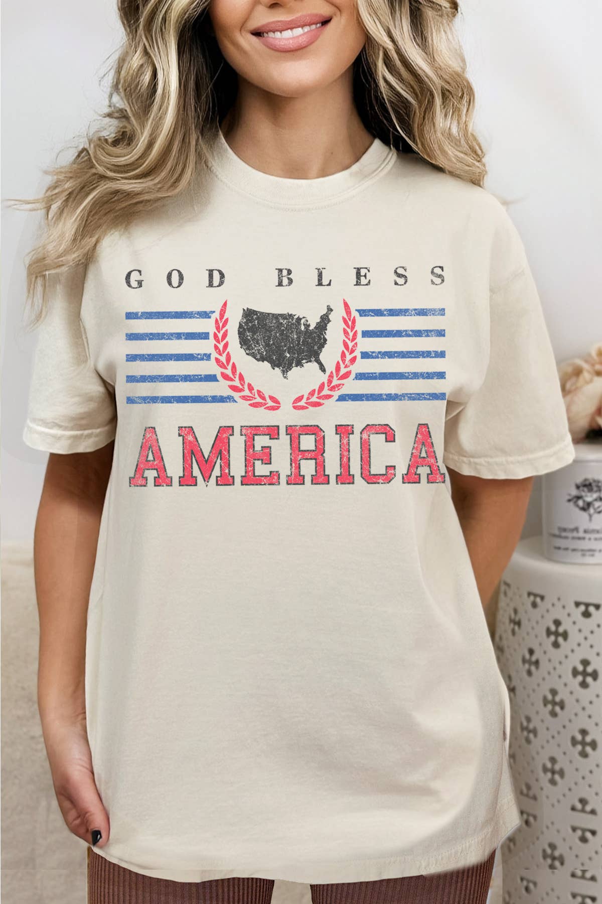 BouTeeQue Closet – Engroshandel T-shirt med print - Dame – BTJ2048 T Gud velsigne Amerika5