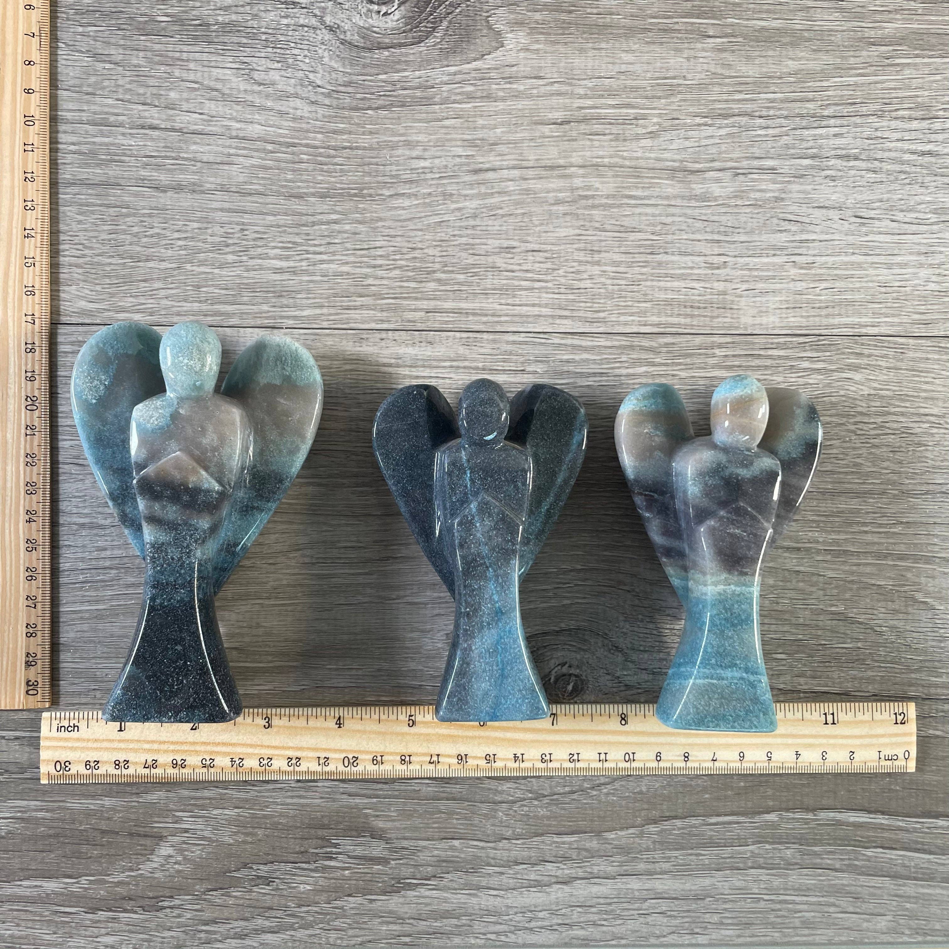 Keystone Crystals - Vente Pierre et cristal de spiritualité - Lot de 3 grandes figurines d'anges en pierres précieuses sculptées6