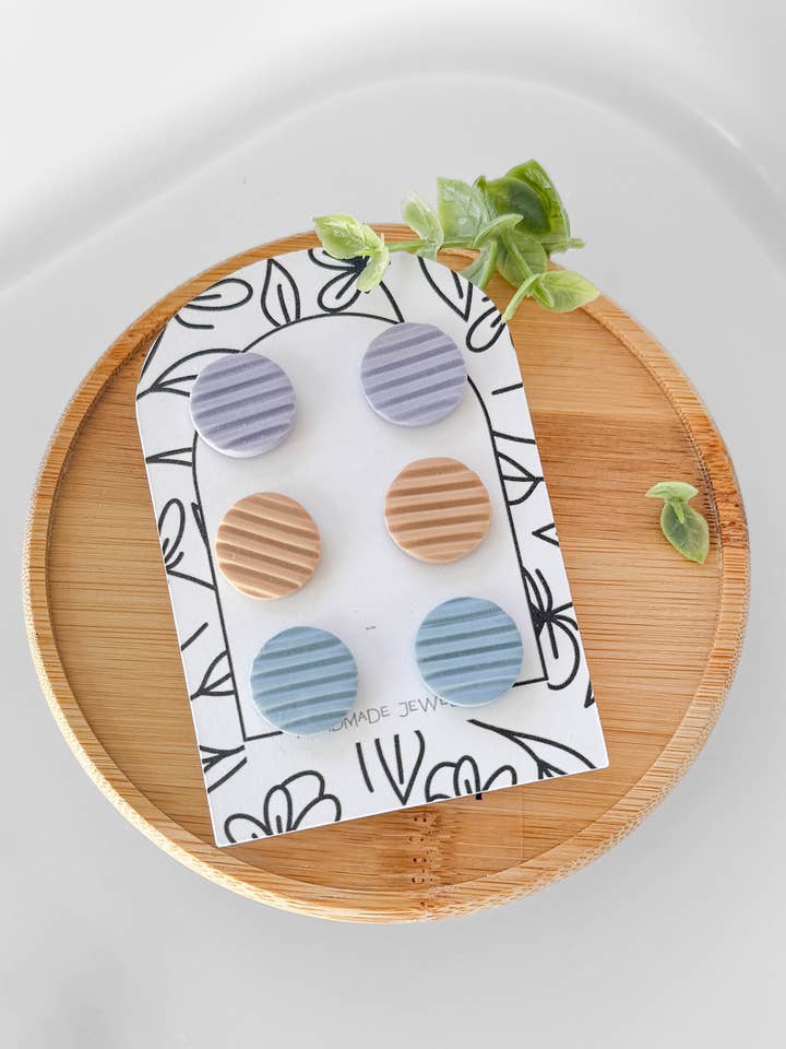 Suzy Round Studs M for wholesale by SuzyMe