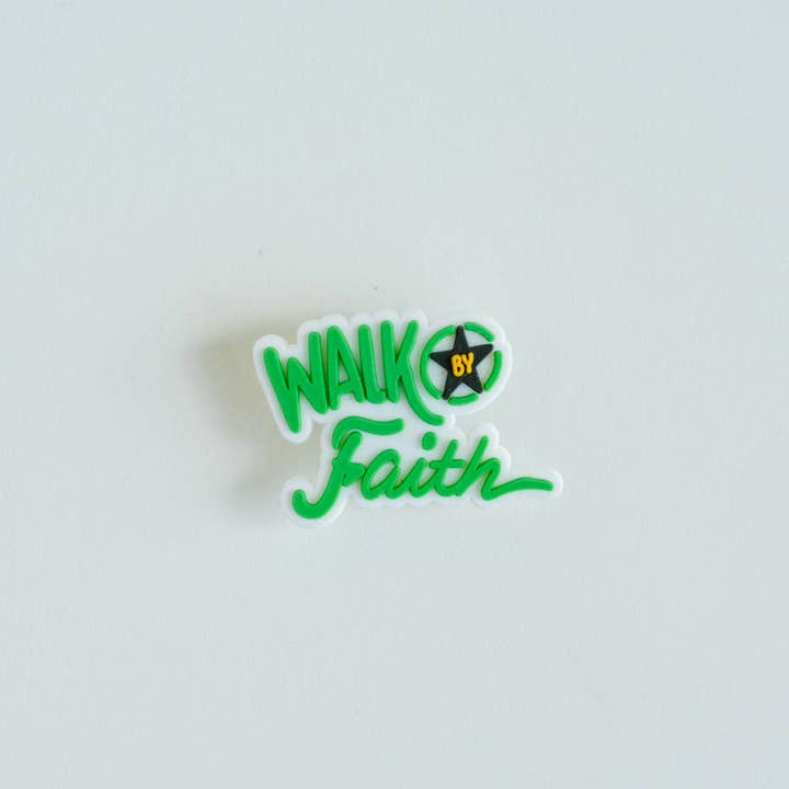 Dear Heart - Wholesale Individuele bedel/hanger - Walk By Faith Shoe Charm I Christelijk cadeau 2