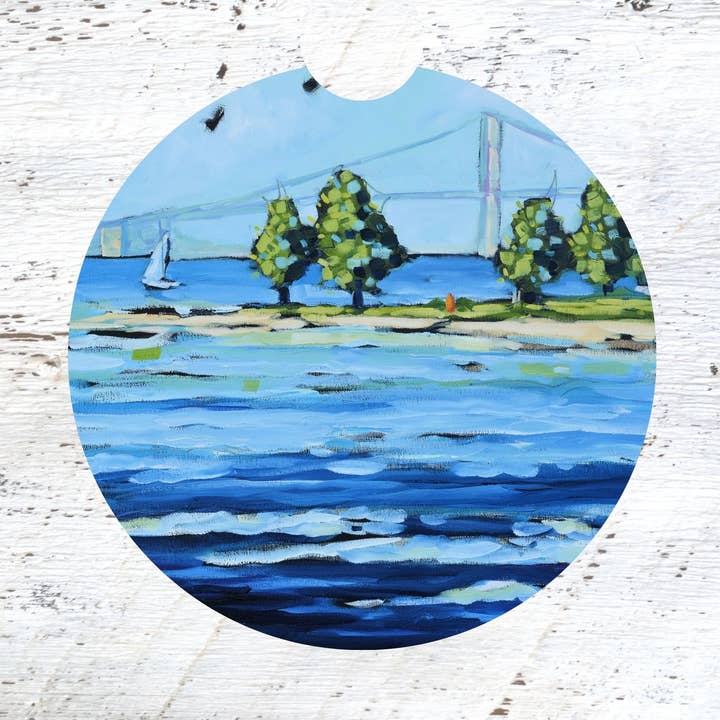 Bilunderlägg: Segling vid Mackinac Bridge - Mackinac Island. Konstnär Christi Dreese för wholesale av Dreese Fine Art