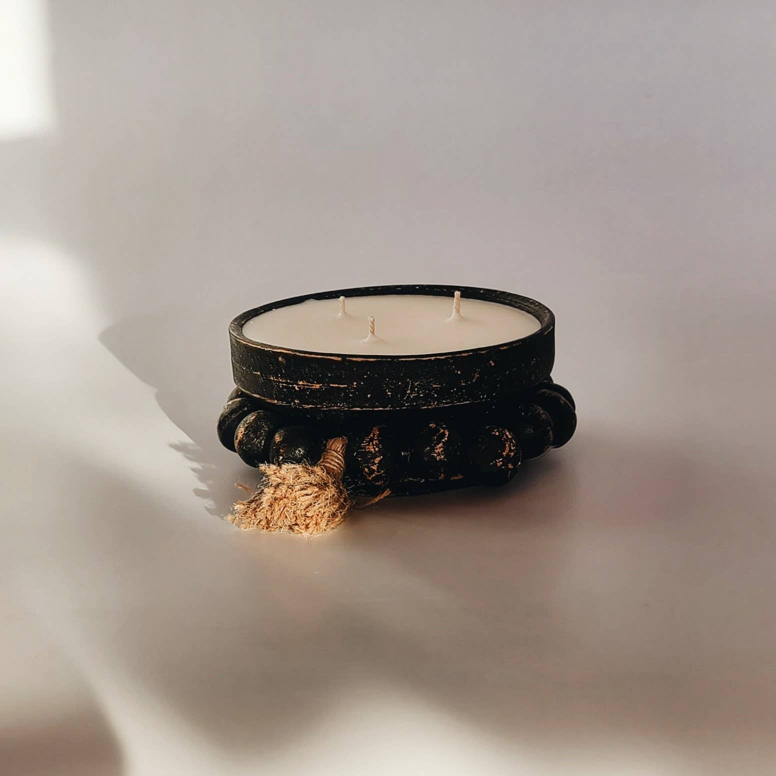 LiveYoung Candle Company - Wholesale Jar/Filled Candle - *Classic Scents* - Beaded Round Candle - Black or White2