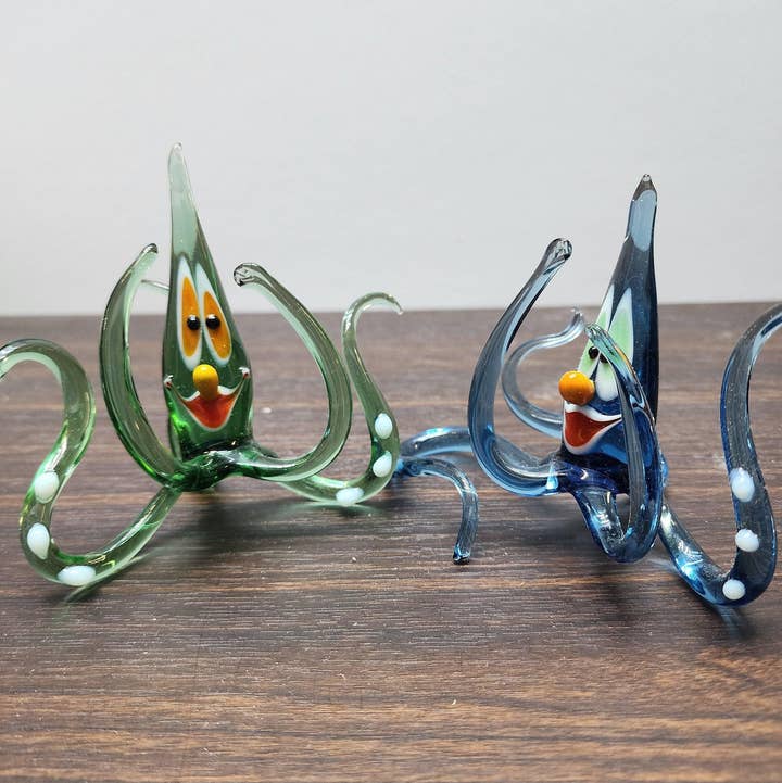Glass by Iness - Wholesale Decorative Figurine - Naturally Colored Glass Figurine - Handcrafted - Octopus Design0