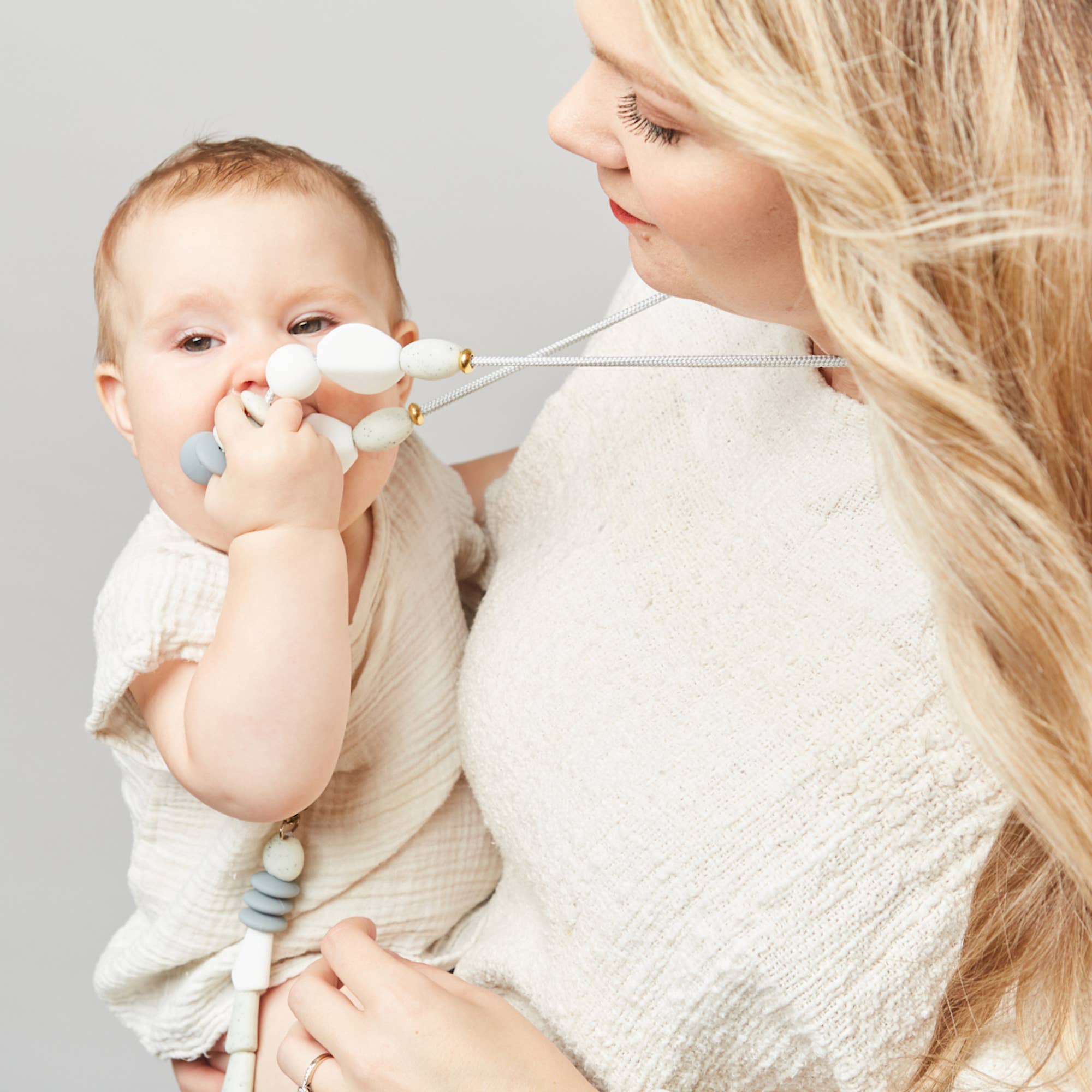 January Moon – Großhandel Zahnungskette – Baby – Moonlight Signature Zahnen Halskette3