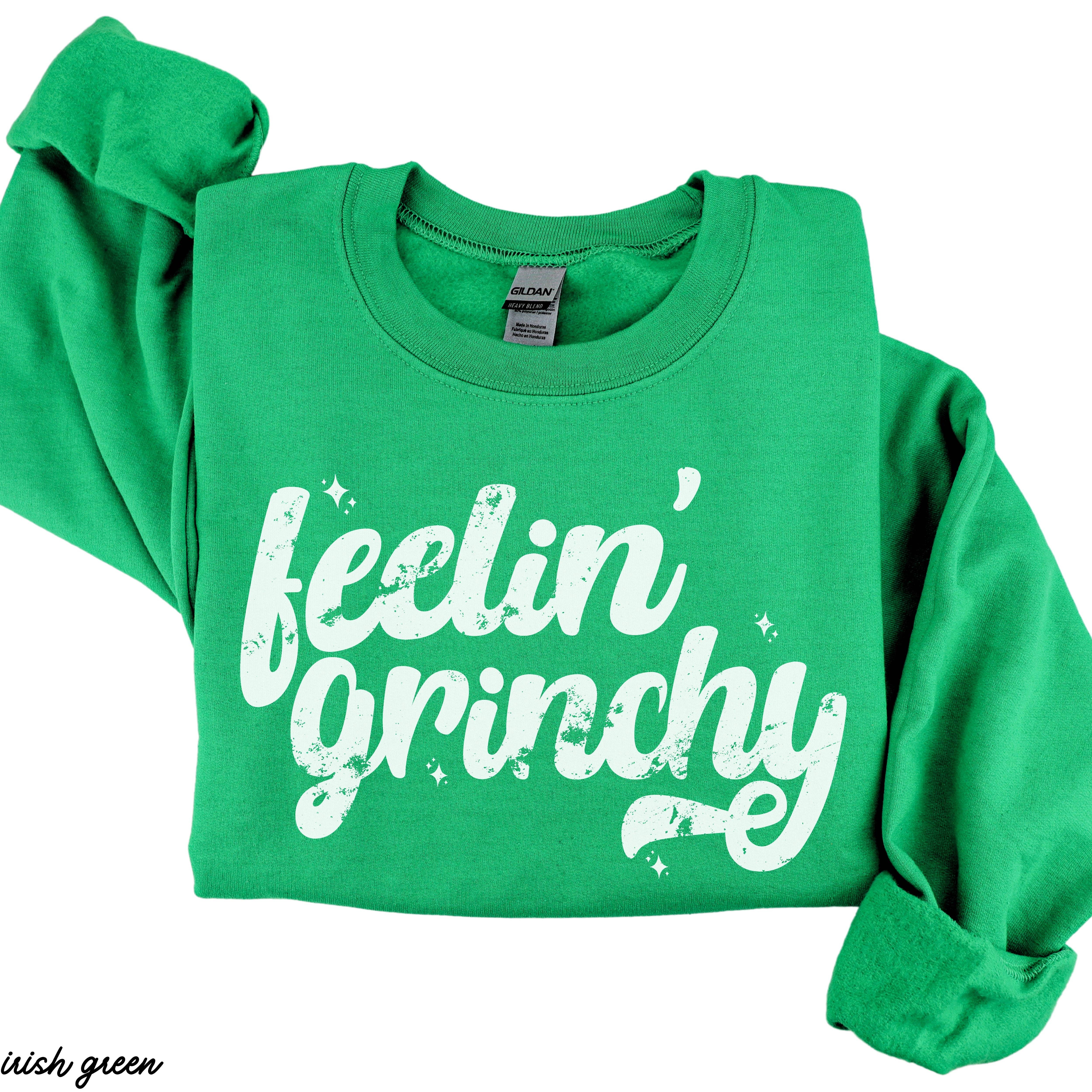 Chloe Vs Tank - Vente Sweat-shirt à imprimés – unisexe - Sweatshirt Feelin' Grinchy *6 couleurs (S-3X)1