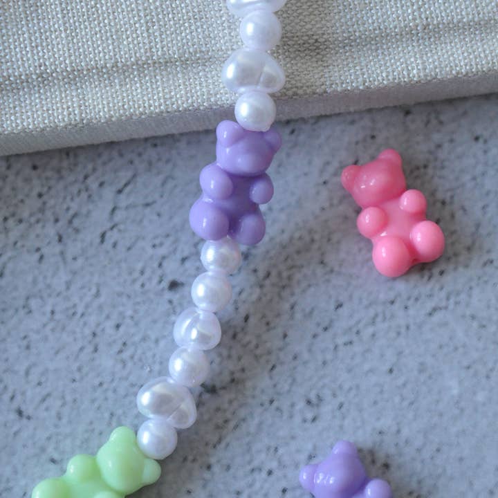 TheMellys – wholesale Phonecase strap – Gummy Bear Cute Phone Chain | Pearl Gummy Bear Bag Charm1