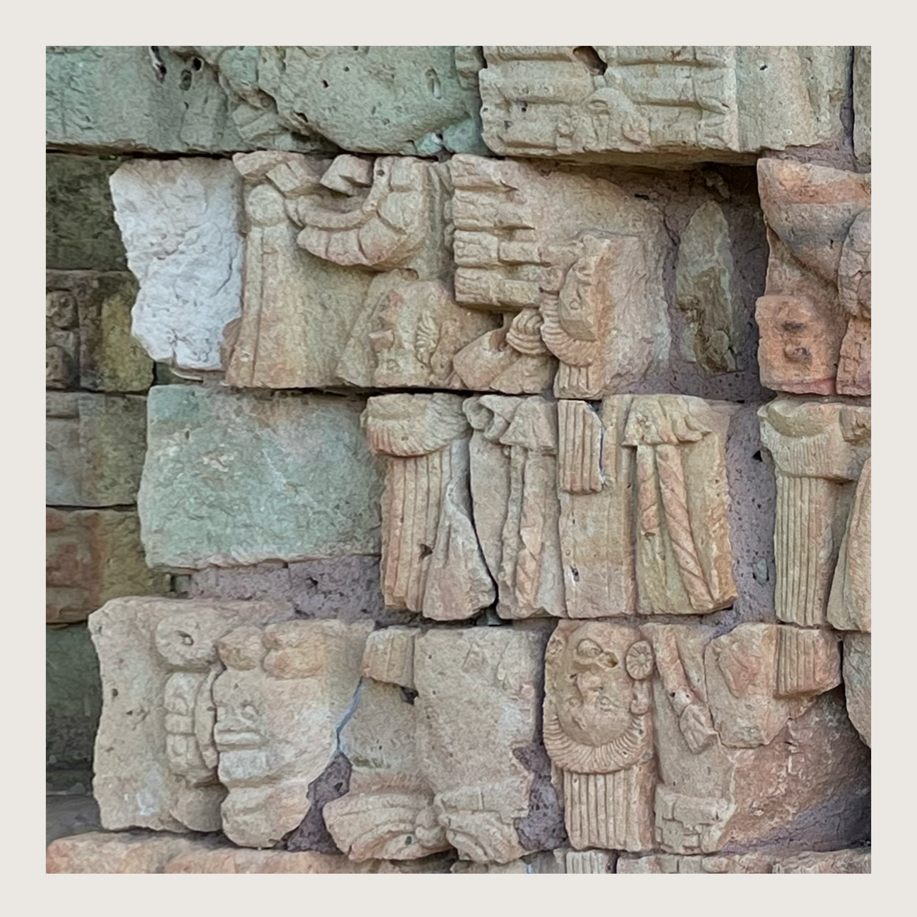 Studio Tarea - Vente Bougie en bocal - Copán – Bougie aux notes terreuses inspirée des ruines mayas5