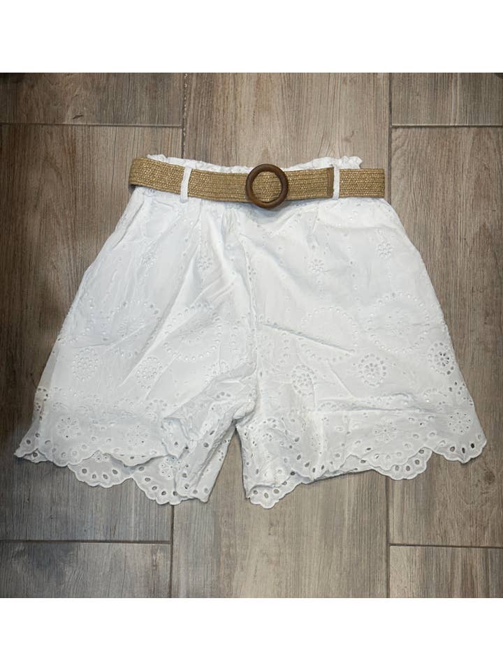 LÉA & LUC - Wholesale Shorts - Women's - Broderie anglaise shorts in 100% cotton REF. 250223