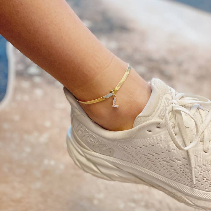 Ellison+Young - Wholesale Anklet - Herringbone Chain Initial Anklet16