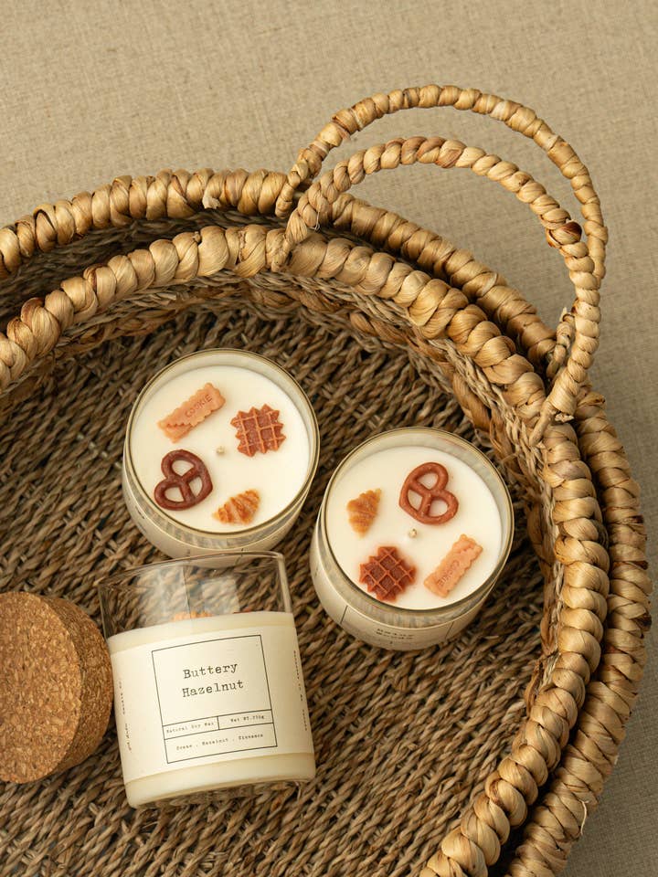 Toasty Bakery Candle Collection for wholesale by ZOETSTUDIO