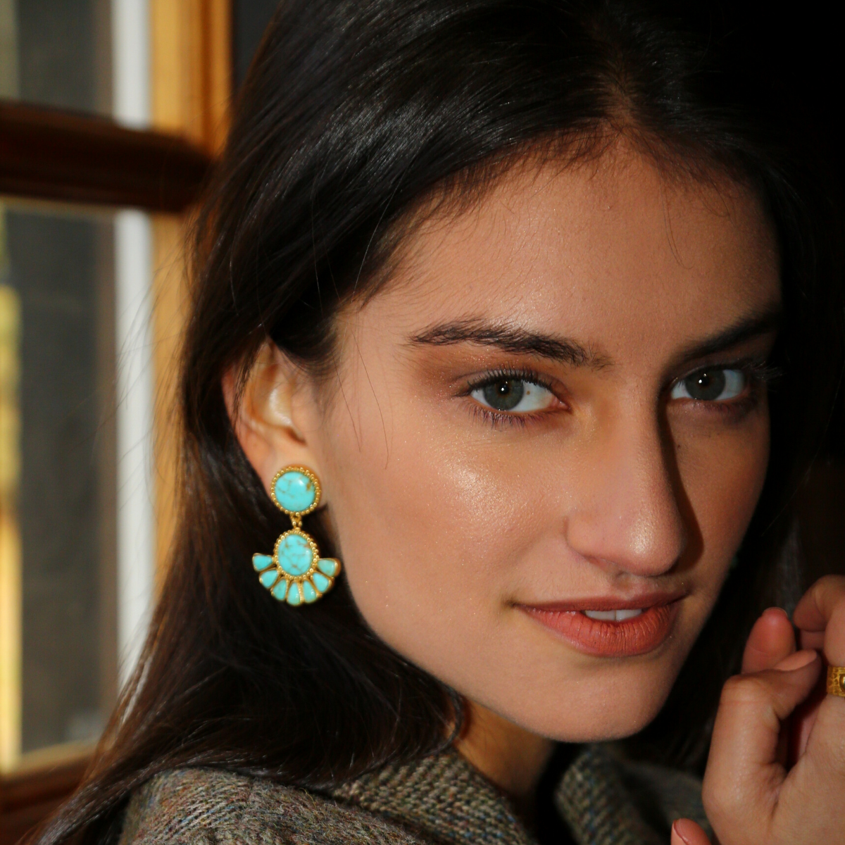 Christina Greene LLC – wholesale Hängande örhängen – Gratis Fågelörhänge1