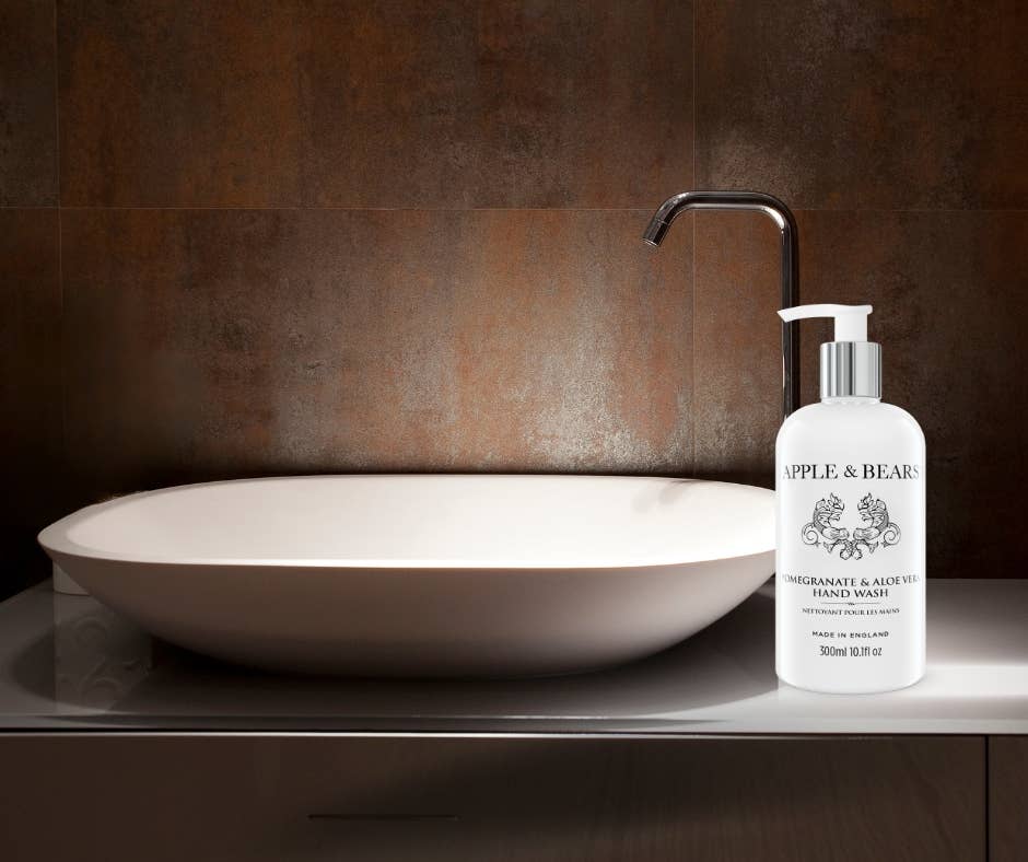 APPLE & BEARS – wholesale Hand soap/wash – Pomegranate & Aloe Vera Hand Wash 300ml /10.1 fl oz1